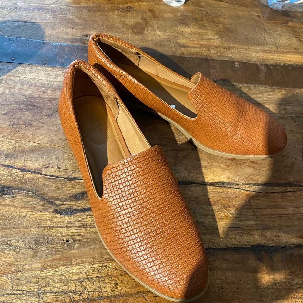 Womens loafer